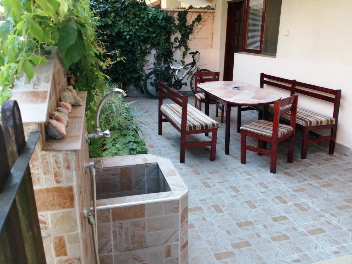 Primorski Briz Guest House Primorsko Exterior foto